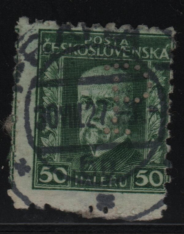 Tsjecho-Slowakije Mi.-Nr. 241 doorboord (CZ-0065)